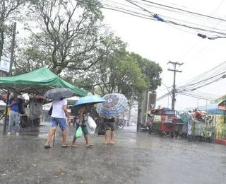 Chuva forte causa risco de deslizamento em Salvador; veja bairros mais afetados