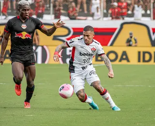 Com gol de Everaldo, Vitória vence o Bragantino e respira fora do Z-4