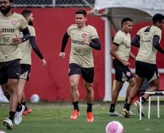 Com tático, Vitória avança na preparação para pegar o Fortaleza