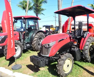 Conheça os tratores agrícolas expostos na Fenagro 2024