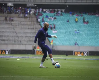 Danilo Fernandes revê aposentadoria do futebol e pede renovação