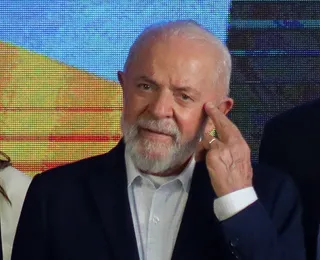E Lula vai hoje a Camaçari botar pilha em Caetano. Lá, é jogo duro