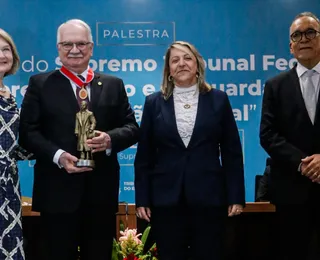 Em Salvador, ministro do STF recebe medalha de mérito do Judiciário