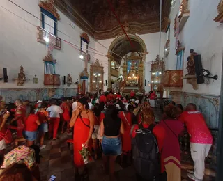 Em celebração, fiéis revelam promessas e realizações de Santa Bárbara