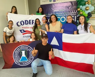 Estudantes da rede estadual apresentam projetos científicos na Colômbia