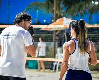 Ex-Bahia, Ricardo Goulart é campeão de beach tennis ao lado da esposa