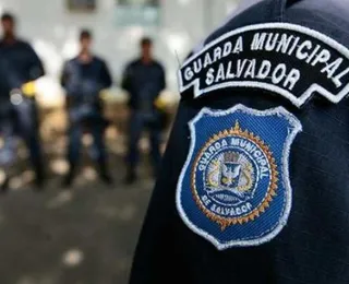 Dois suspeitos são detidos após furtarem homem na Barra