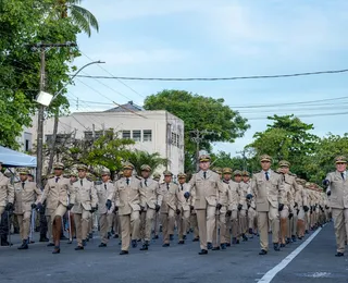 Graer completa 18 anos e entrega 270 medalhas a civis e militares