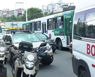 Homem é baleado após tentativa de assalto no Largo das Sete Portas