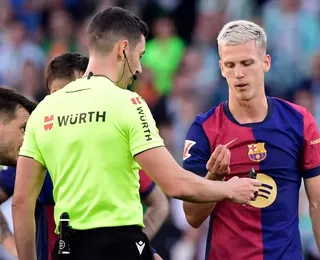 Jogador do Barcelona perde dente durante partida da La Liga