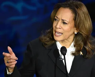 Kamala ataca Trump em meio à polêmica por supostos elogios do magnata a Hitler