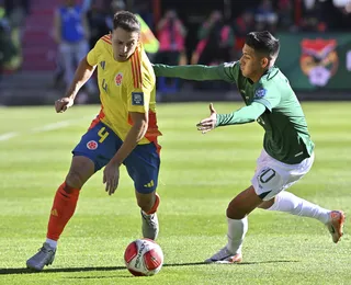 Lateral do Bahia é titular da Colômbia em jogo das Eliminatórias