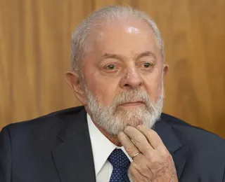 Lula aponta erro no governo e garante "correções necessárias" em área