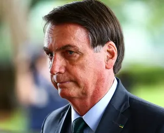 MP do TCU pede suspensão de salário de Bolsonaro