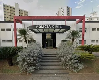 Mulher é presa suspeita de matar o filho a facadas