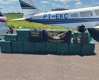 Piloto e passageiro são presos com 400 quilos de cocaína em avião