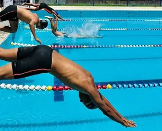 Piscinas das escolas da rede estadual ajudam a formar novos atletas baianos