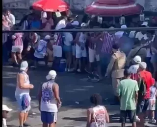 Policial dispara contra torcedores do Bahia; torcida aponta truculência