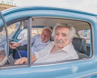 Na China, Lula confirma presença em velório de Pepe Mujica