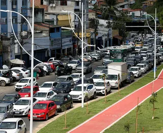 Publicitário e mulher são feitos de reféns dentro de casa em Salvador