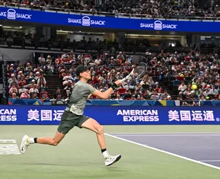 Sinner vence Djokovic e é campeão do Masters 1000 de Xangai