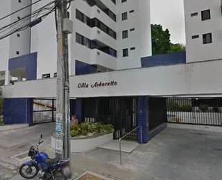 Tesoura escolar foi usada para cortar tela onde criança caiu em Salvador