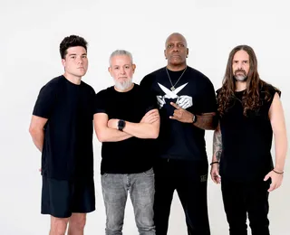 Turnê de despedida do Sepultura chega hoje à Concha Acústica