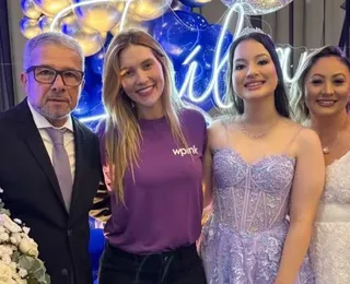 Look de Virginia para festa de 15 anos chama a atenção da web