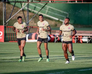 Vitória retoma treinos e se prepara para jogo contra o Corinthians