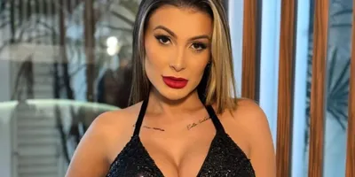 Andressa Urach debocha de passagens bíblicas e diz: "Deus é mulher" - Imagem