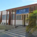Abertas inscrições para concurso da UFOB; salários chegam a R$ 5,9 mil imagem