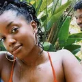 Após reconciliação, Iza e Yuri Lima curtem resort na Praia do Forte imagem
