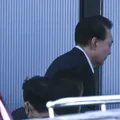 Após tentar lei marcial, presidente da Coreia do Sul é preso imagem