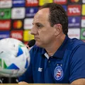 Bahia de Rogério Ceni mostra equilíbrio ofensivo e defensivo em 2025 imagem