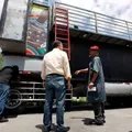 Carnaval 2025: Trios e carros de apoio passam por vistoria em Salvador imagem