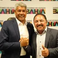 Com apoio de Jerônimo, Roberto Carlos anuncia reforma no Adauto Moraes imagem