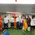 Embarcação naufraga e tripulantes do ferry salvam 3 pessoas; assista imagem