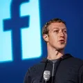 Empresa dona do Facebook e Instagram deve demitir 3 mil funcionários imagem