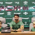 Ex-Bahia, Everaldo elogia Rogério Ceni: "Técnico nível seleção" imagem