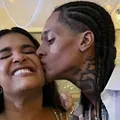 Ex-detenta, mulher de líder do CV e evangélica; conheça mãe de Oruam imagem