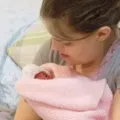 Feto com doença rara é abortado por engano imagem