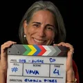 Gloria Pires desembarca em Salvador para gravação imagem