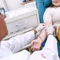 Hemoba lança campanha com cantor Saulo para doação de sangue imagem