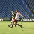Juazeirense bate Sampaio Corrêa fora e vence a primeira no Nordestão imagem