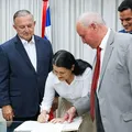 Jusmari Oliveira toma posse como deputada estadual na Alba imagem