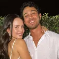 Larissa Manoela responde rumores sobre controle do marido na carreira imagem