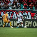 Lucas Esteves jogará clássico contra o Bahia, garante Fábio Mota imagem