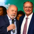 Lula avalia indicar Alckmin para o Ministério da Saúde imagem