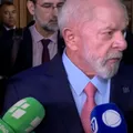 Lula diz que cena de Trump com Zelensky foi 'grotesca' imagem