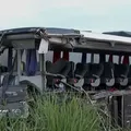 Mais de 10 pessoas morrem em acidente entre ônibus e carreta em SP imagem